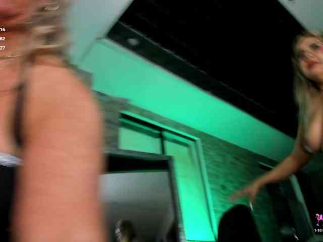 mature-younga webcam