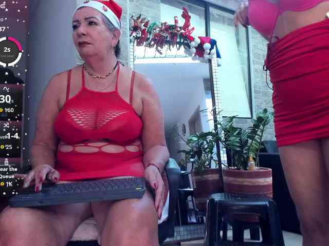 mature-younga webcam