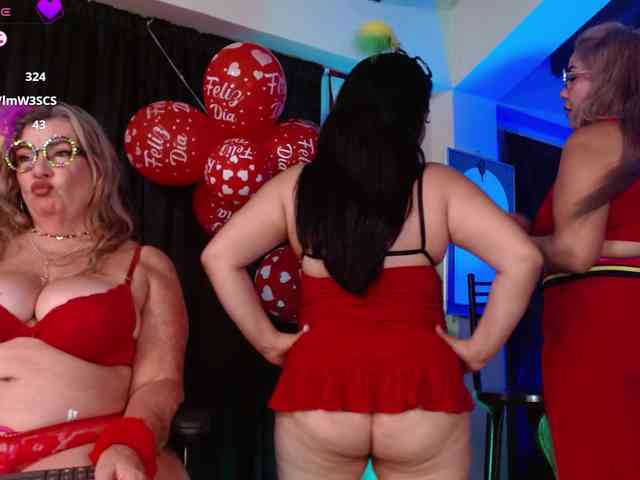 mature-younga webcam