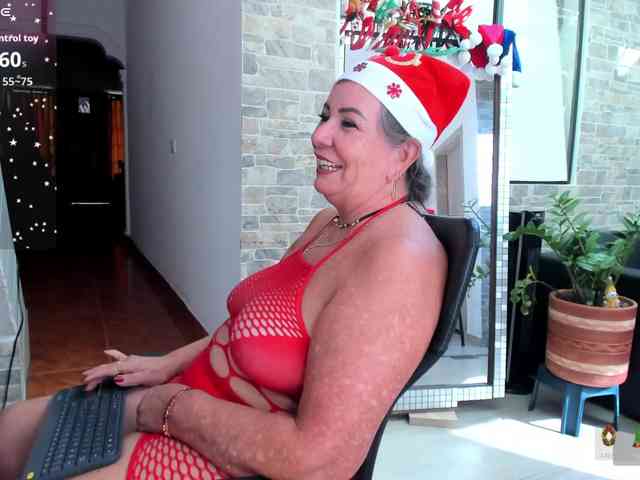 mature-younga webcam