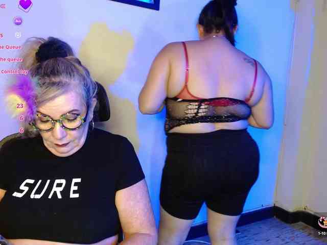mature-younga webcam
