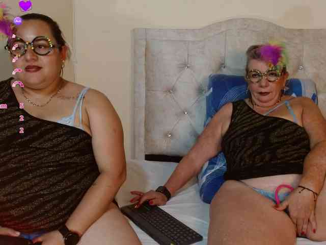 mature-younga webcam