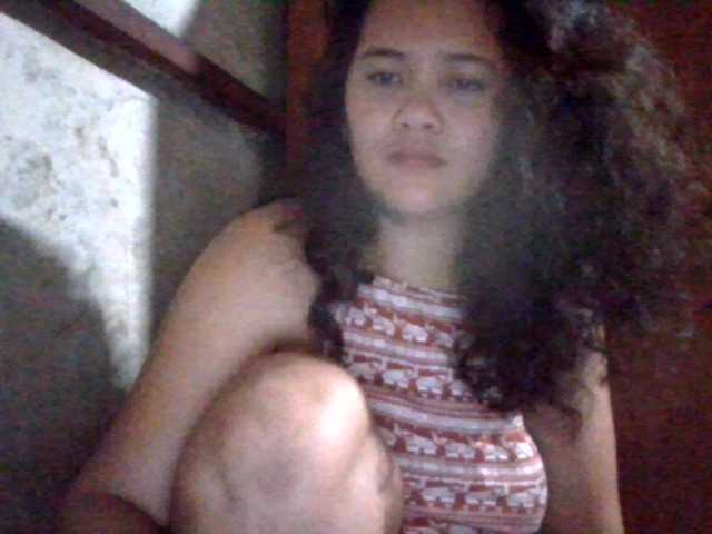 LovelyShaxxx3 webcam bongacams model stream image