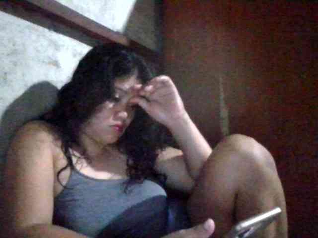 LovelyShaxxx3 webcam