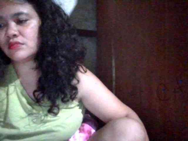 LovelyShaxxx3 webcam