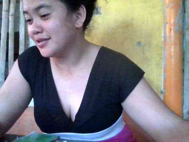 LovelyShaxxx3 webcam