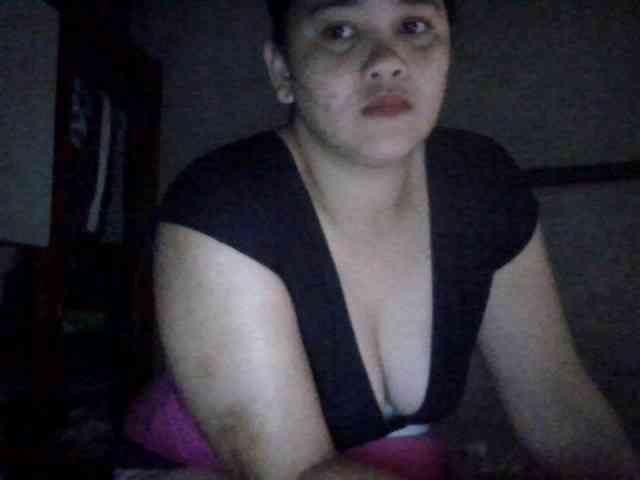 LovelyShaxxx3 webcam