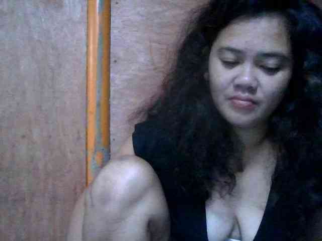 LovelyShaxxx3 webcam