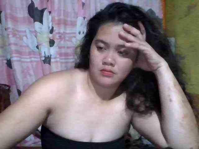 LovelyShaxxx3 webcam