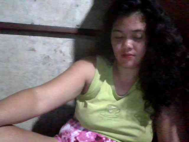 LovelyShaxxx3 webcam