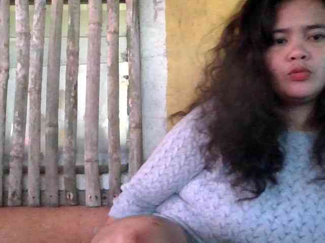 LovelyShaxxx3 webcam