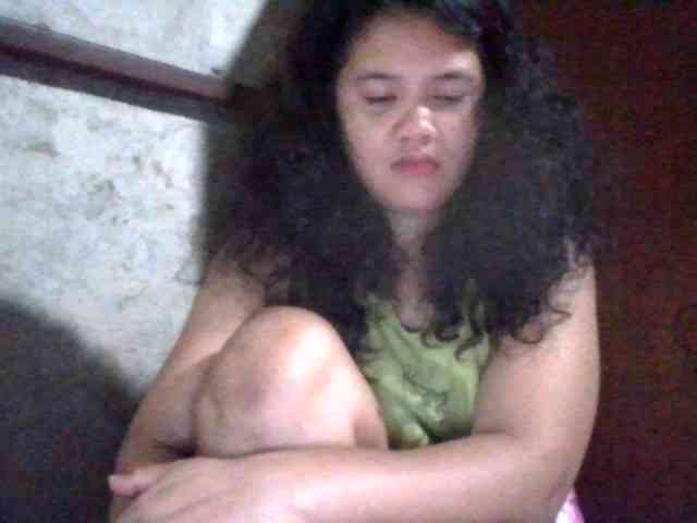 LovelyShaxxx3 webcam