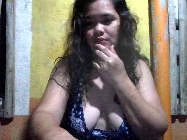 LovelyShaxxx3 webcam