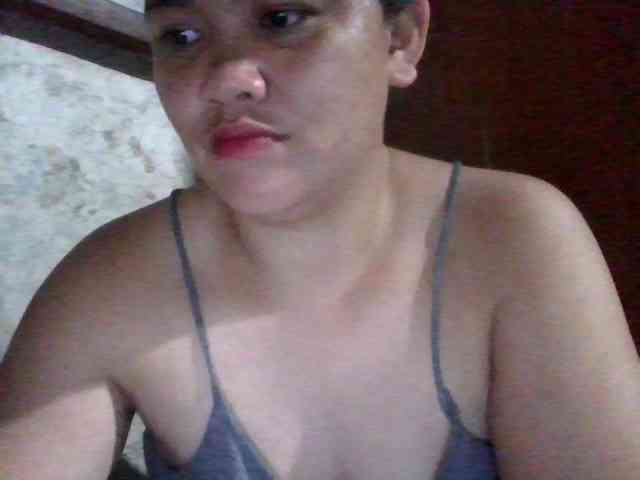 LovelyShaxxx3 webcam
