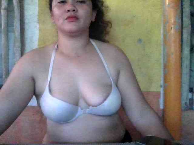 LovelyShaxxx3 webcam