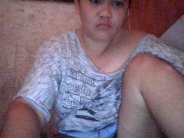 LovelyShaxxx3 webcam