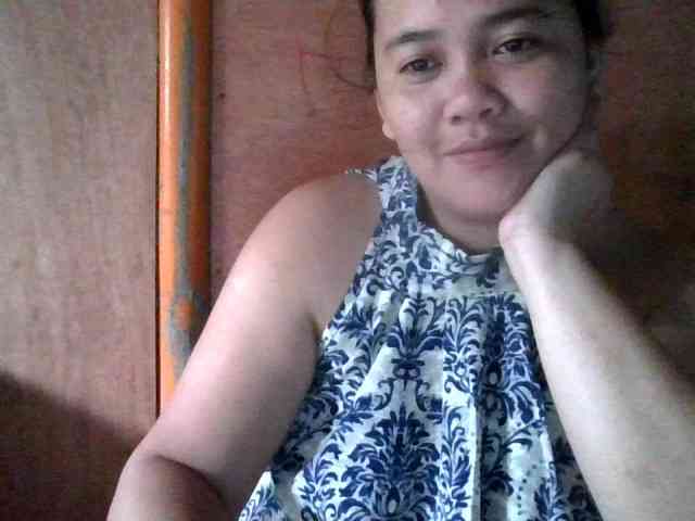 LovelyShaxxx3 webcam