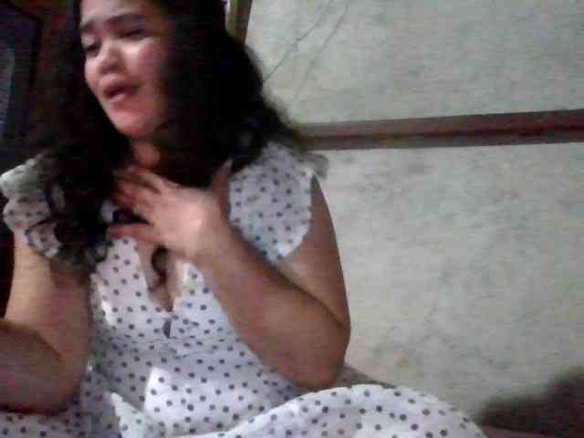 LovelyShaxxx3 webcam