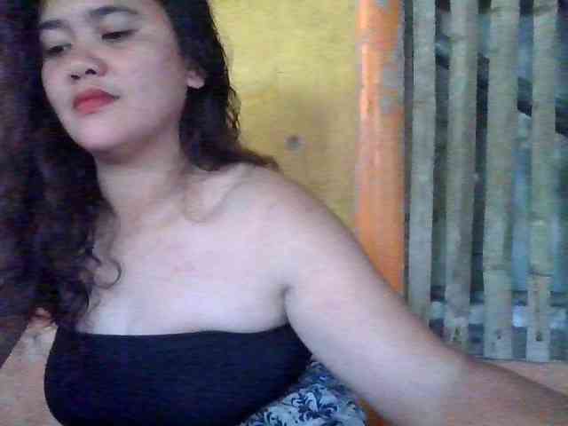 LovelyShaxxx3 webcam