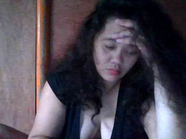 LovelyShaxxx3 webcam