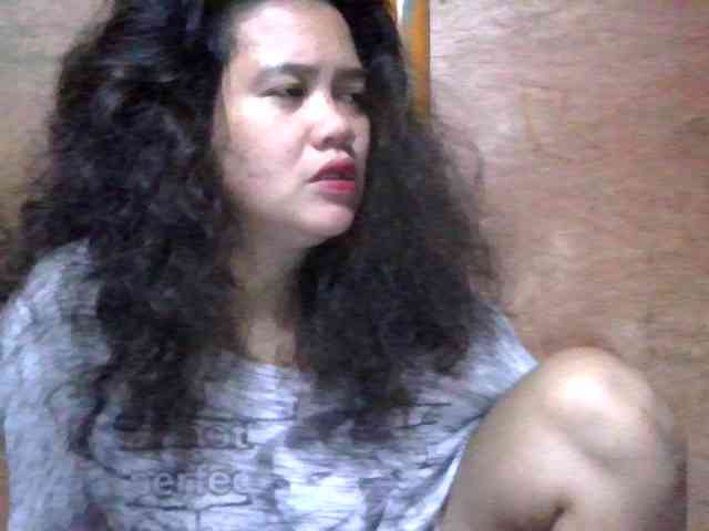 LovelyShaxxx3 webcam