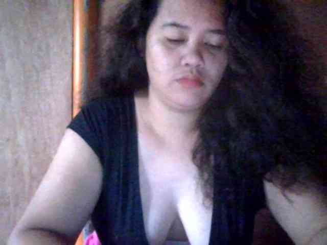 LovelyShaxxx3 webcam