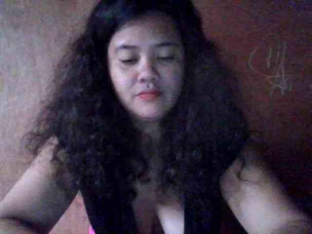 LovelyShaxxx3 webcam