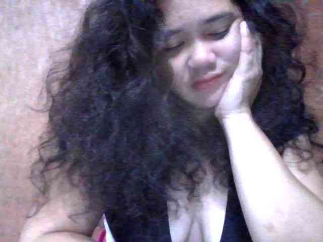 LovelyShaxxx3 webcam