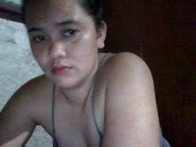 LovelyShaxxx3 webcam