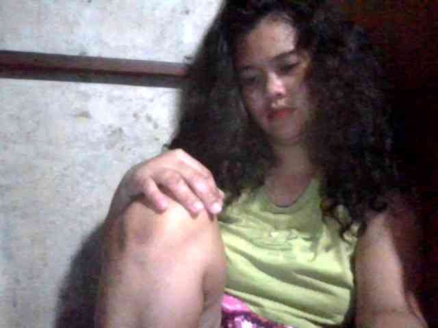 LovelyShaxxx3 webcam