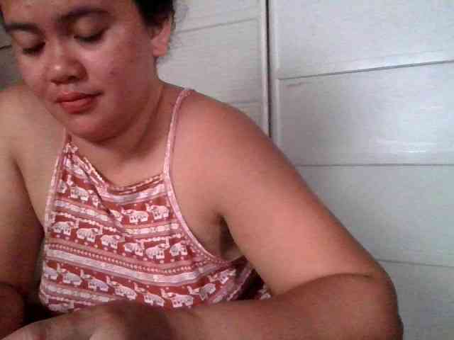 LovelyShaxxx3 webcam