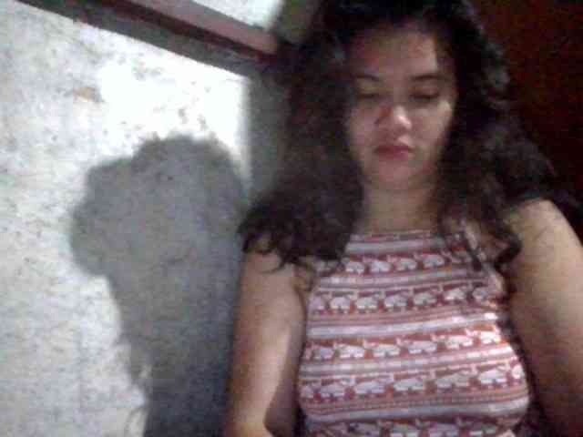 LovelyShaxxx3 webcam