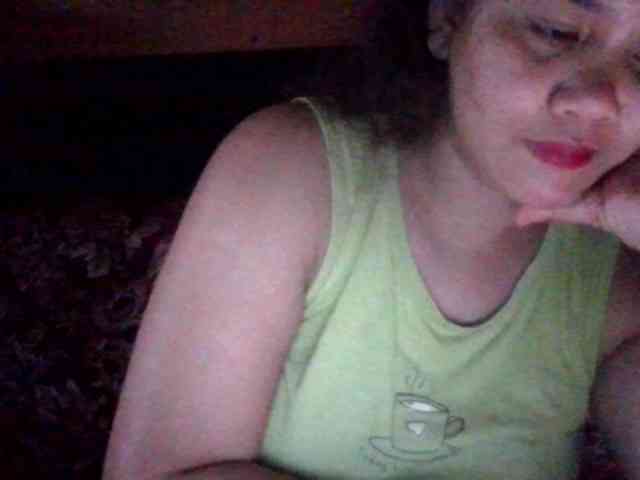 LovelyShaxxx3 webcam