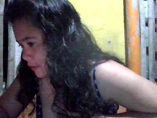 LovelyShaxxx3 webcam