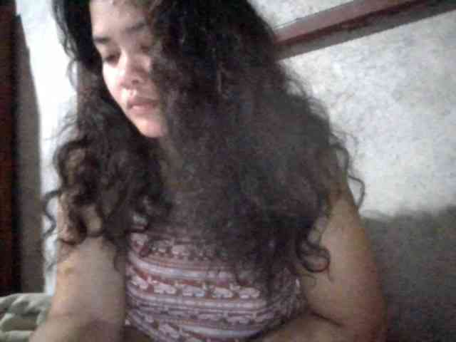 LovelyShaxxx3 webcam