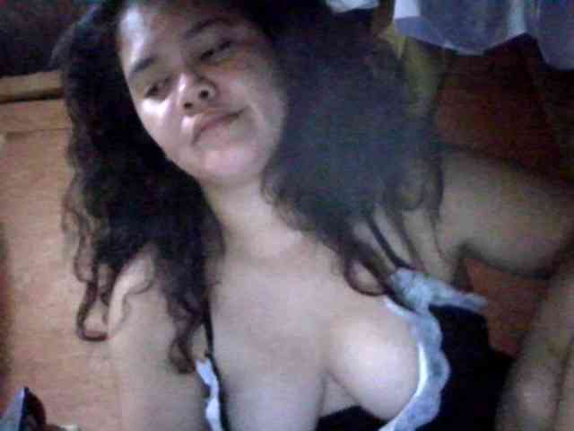 LovelyShaxxx3 webcam