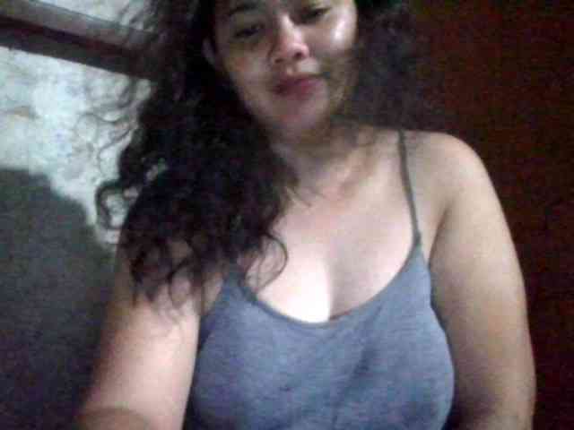 LovelyShaxxx3 webcam