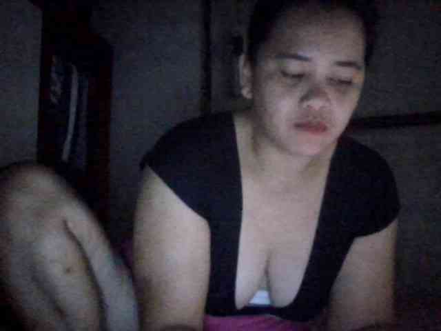 LovelyShaxxx3 webcam