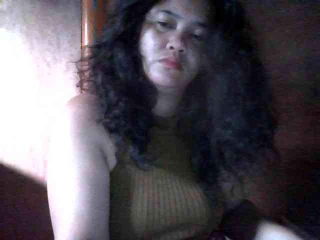 LovelyShaxxx3 webcam