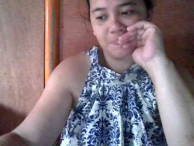 LovelyShaxxx3 webcam