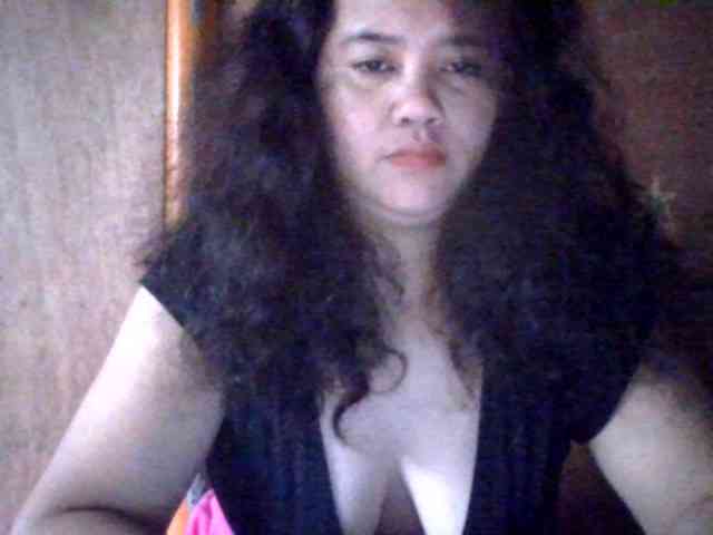 LovelyShaxxx3 webcam