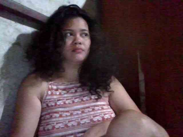 LovelyShaxxx3 webcam