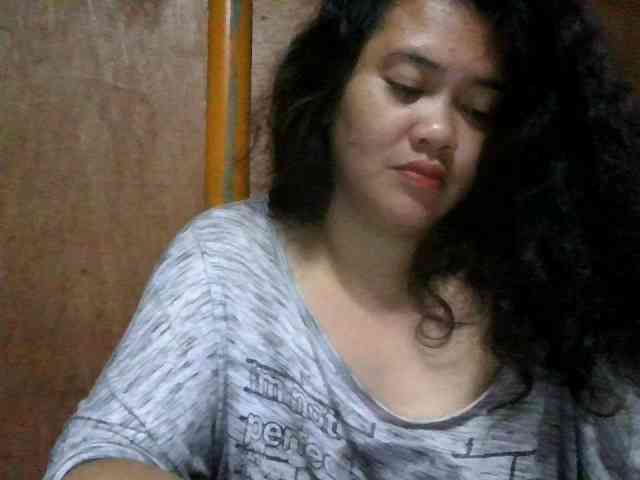 LovelyShaxxx3 webcam