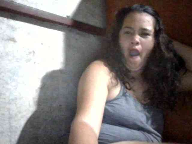 LovelyShaxxx3 webcam