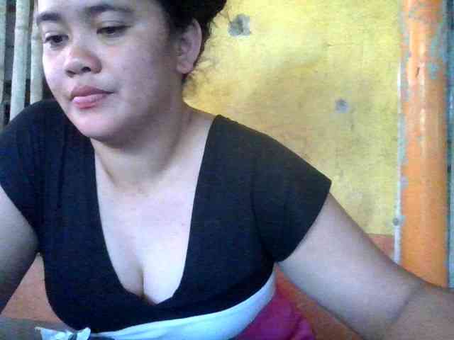 LovelyShaxxx3 webcam