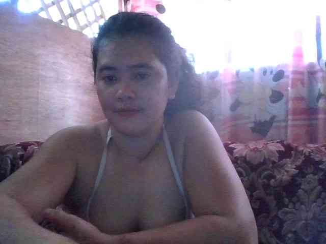 LovelyShaxxx3 webcam