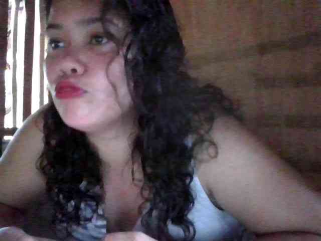 LovelyShaxxx3 webcam