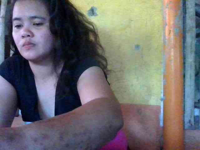 LovelyShaxxx3 webcam