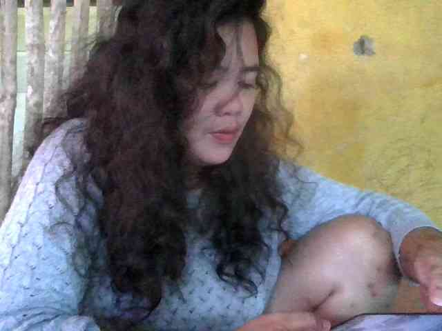 LovelyShaxxx3 webcam