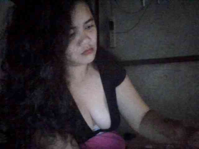 LovelyShaxxx3 webcam